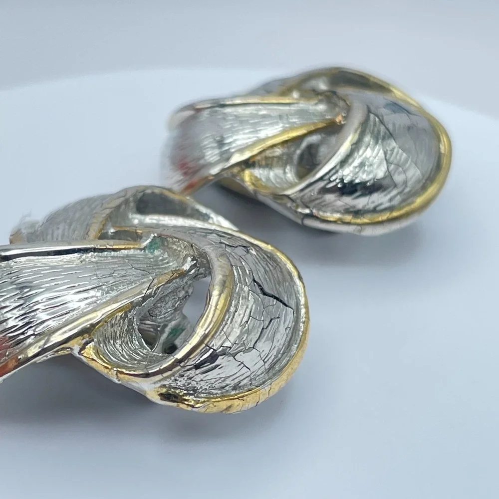 Vintage 90s Silver Tone Knot Textured Earrings Statement Women's Classic Jewelry